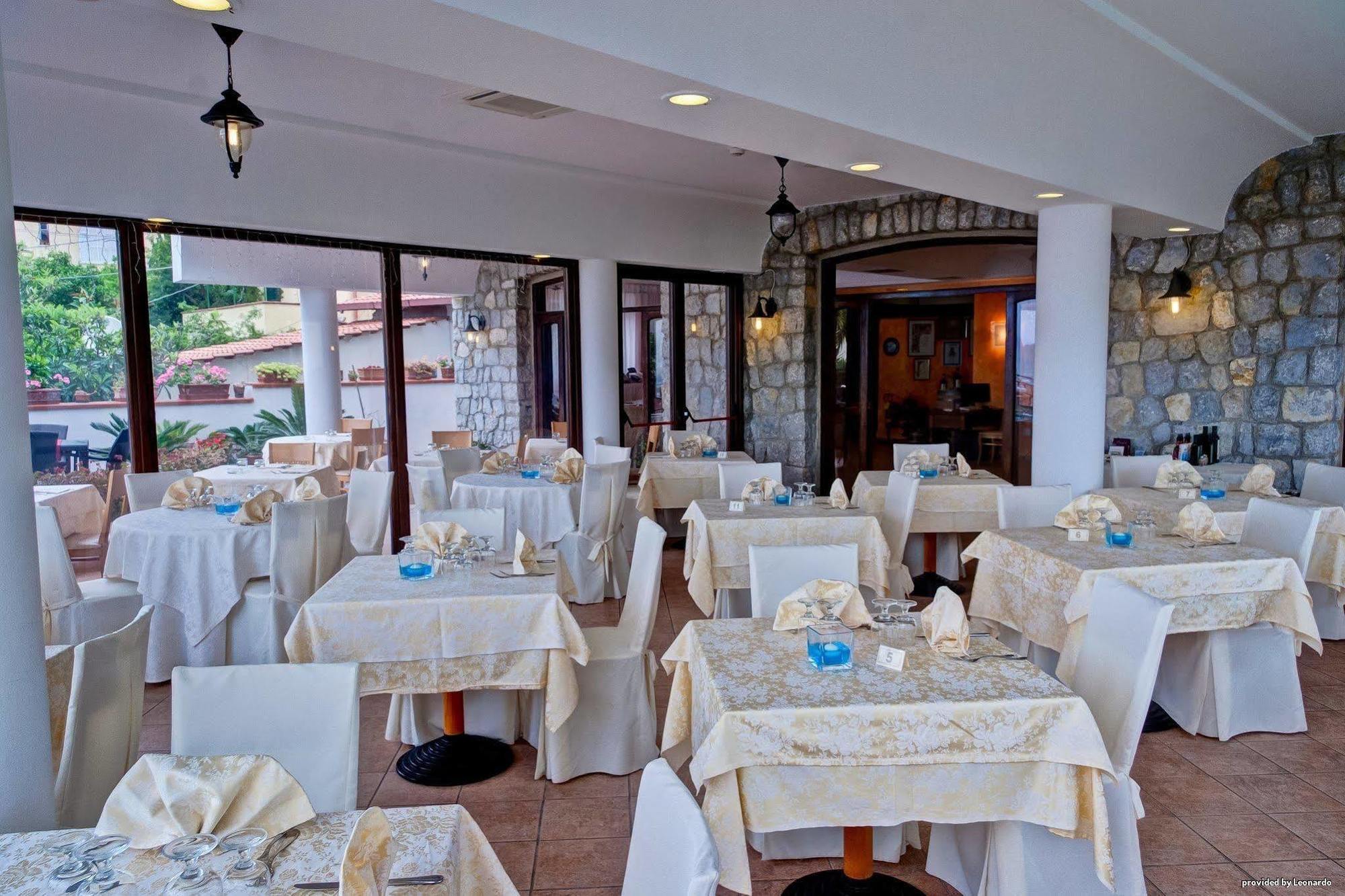Best Western Hotel La Conchiglia Palinuro Bagian luar foto